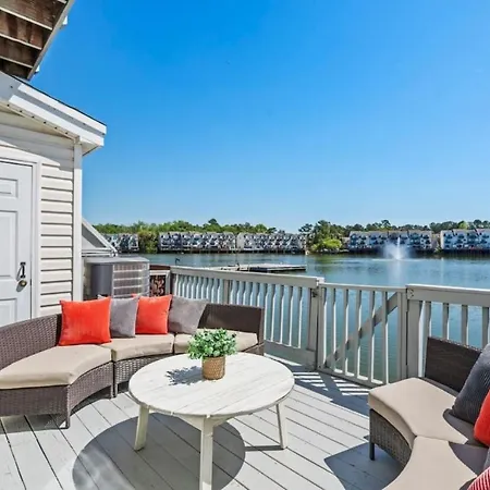 ☆Live On The Water! Lake Palmetto Palm W/ Patio - 10Min To Downtown & Beaches☆ Charleston Exterior photo