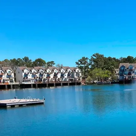 ☆Live On The Water! Lake Palmetto Palm W/ Patio - 10Min To Downtown & Beaches☆ Charleston Exterior photo